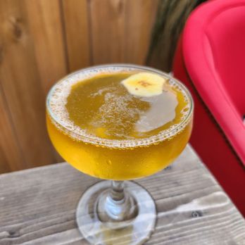 Picks Bar - That sh** is bananas - Sports Bars Near Me - San Antonio, Texas