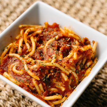 Splyt N Half Kitchen - a bowl of spaghetti - Soul Food Near Me - Chicago, Illinois Splyt N Half Kitchen - a bowl of spaghetti - Soul Food Near Me - Chicago, Illinois