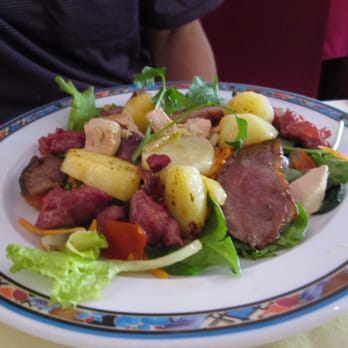 La Marmite - Duck salad - French Near Me - Boulogne Billancourt, 92