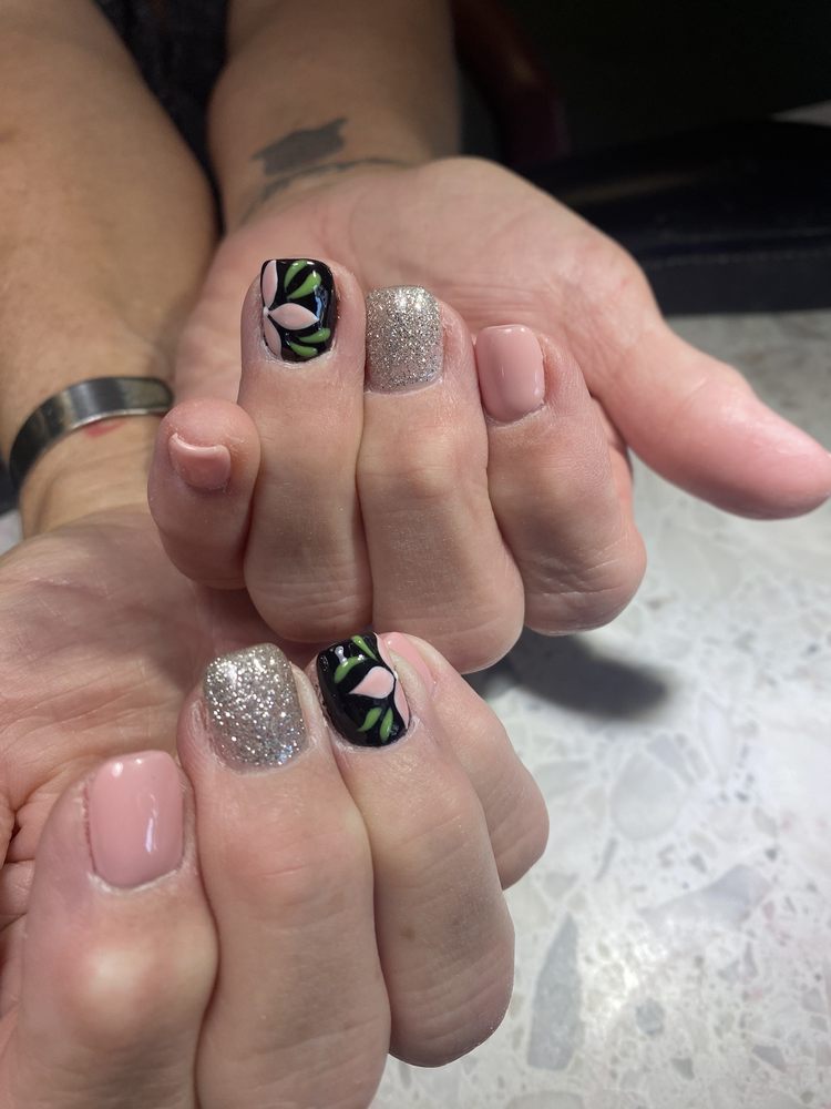 MVE NAILS Updated October 2024 900 Cavalry Rd, Carlisle