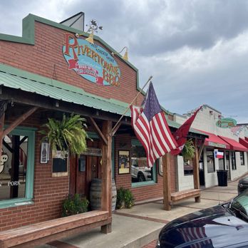 Rivertowne BBQ - Barbeque Near Me - Ozark, Arkansas Rivertowne BBQ - Barbeque Near Me - Ozark, Arkansas