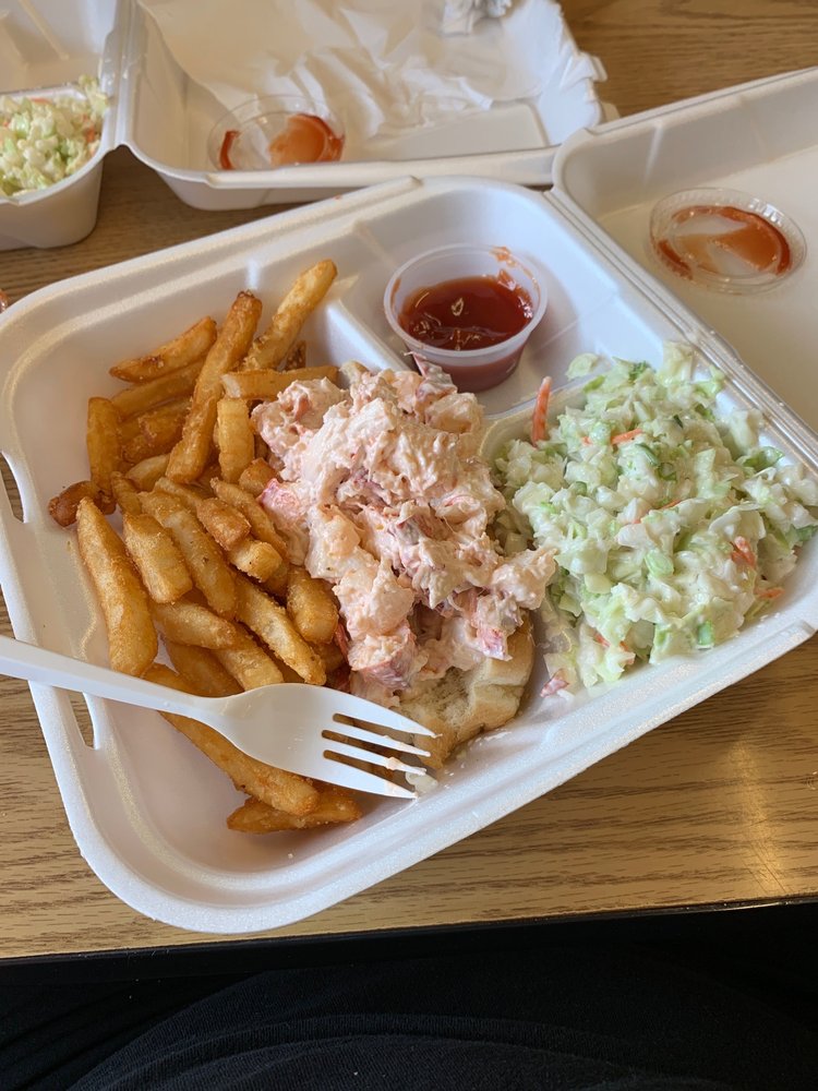 DRINKWATER’S VARIETY Updated August 2024 663 W Broadway, Lincoln