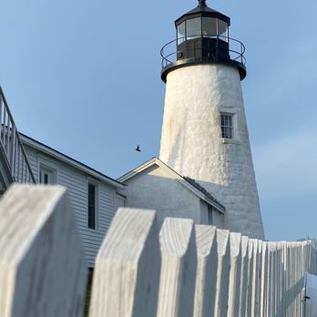 Pemaquid Point Lighthouse - Pemaquid Point Lighthouse - Landmarks & Historical Buildings Near Me - Bristol, Maine