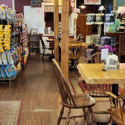 Riverton General Store