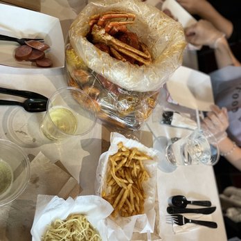 Cap't Loui - Cajun/Creole Near Me - Fort Lee, New Jersey Cap't Loui - Cajun/Creole Near Me - Fort Lee, New Jersey