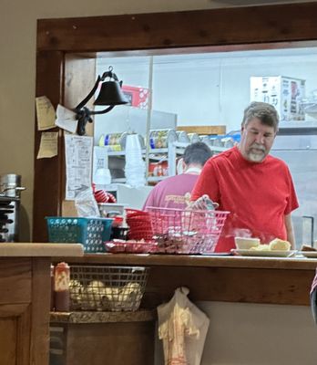 Wanda's Restaurant by null