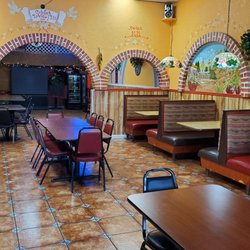 Dining area - front
