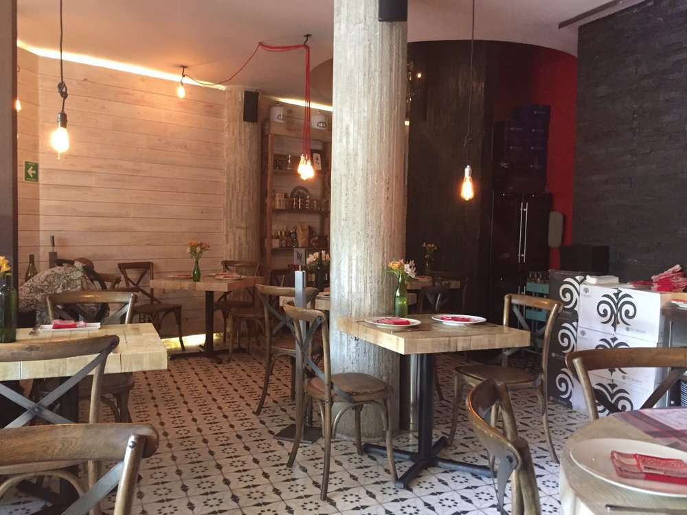 Alacena Bistro