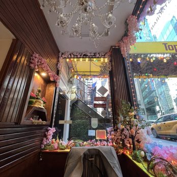 Topaz Thai Authentic - Front table for two - Thai Near Me - New York, New York