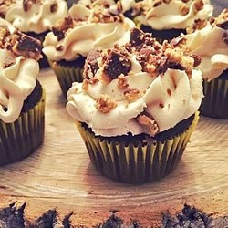 Cava and Cakes - Peanut Butter Lover's Cupcakes