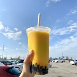 Real Fruit Bubble Tea - Mango diamond slush