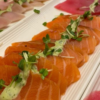 Show Sushi - Sushi Bars Near Me - San Dimas, California
