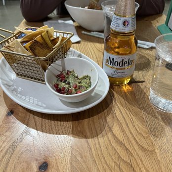 Tocaya Modern Mexican - Guac and chips - Mexican Near Me - Burbank, California Tocaya Modern Mexican - Guac and chips - Mexican Near Me - Burbank, California