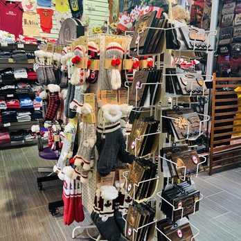 Jannat Souvenirs - Warm socks - Gift Shops Near Me - Montreal, Quebec Jannat Souvenirs - Warm socks - Gift Shops Near Me - Montreal, Quebec