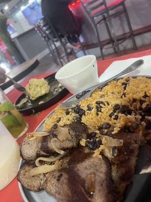 Izlas Latin Cuisine - Restaurant/ NightClub / Lounge by null