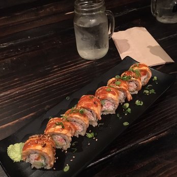 Ebaes - Spicy Salmon Hand Roll - Ramen Near Me - Los Angeles, California