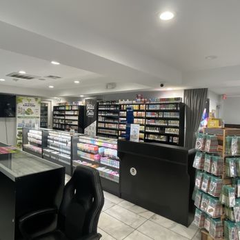 Vape Pirates - Clean and friendly shop. Super fair prices with a big selection. Thanks J! - Vape Shops Near Me - Las Vegas, Nevada Vape Pirates - Clean and friendly shop. Super fair prices with a big selection. Thanks J! - Vape Shops Near Me - Las Vegas, Nevada