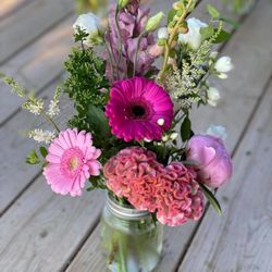 Dahlia May Flower Farm