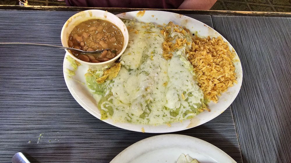 Julio's Mexican Restaurant Logo