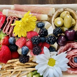Dallas Charcuterie Lab - Gluten Free Charcuterie Board