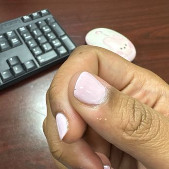 Signature Nails & Spa - Chipping in my gel polish less than 24 hours after service - Nail Salons Near Me - Riverside, California