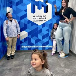 Museum of Illusions - Washington DC