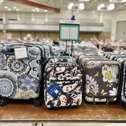 Vera Bradley Outlet Sale - Luggage