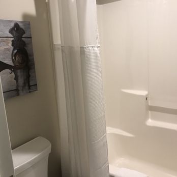 The Amsterdam Hotel - Bathroom - Hotels Near Me - Pella, Iowa