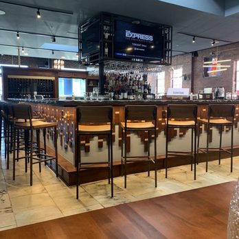 Rococo on Western - Bar - Seafood Near Me - Oklahoma City, Oklahoma