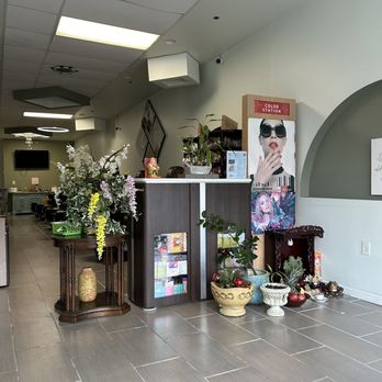 Kim Nails - Inside - Nail Salons Near Me - Indianapolis, Indiana Kim Nails - Inside - Nail Salons Near Me - Indianapolis, Indiana