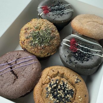 Third Culture Bakery - Berkeley - Assortment of mochi muffins - Bakeries Near Me - Berkeley, California Third Culture Bakery - Berkeley - Assortment of mochi muffins - Bakeries Near Me - Berkeley, California