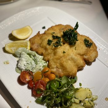 Spago - New American Near Me - Beverly Hills, California