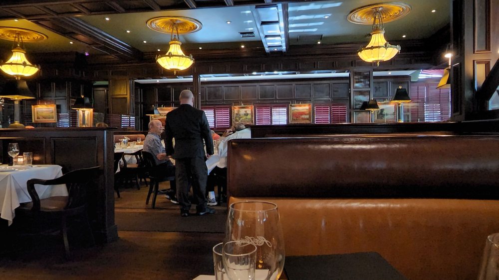 Abe & Louie's