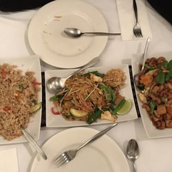 Jing Jo Cafe Restaurant - Vegetarian fried rice, vegetarian pad Thai, tofu and cashew nut stir fry.