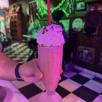 Cherry Smash - Ice Cream & Frozen Yogurt Near Me - Coral Springs, Florida