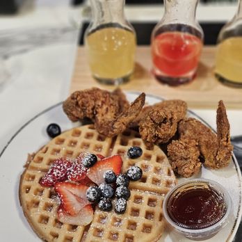 Table 22 - Chicken and waffles - Soul Food Near Me - Tampa, Florida Table 22 - Chicken and waffles - Soul Food Near Me - Tampa, Florida