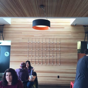 Johnston's Saltbox - Spoon wall - New American Near Me - San Carlos, California