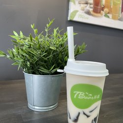 Tbaar Philadelphia - Fresh Brewed Oolong Tea with Milk