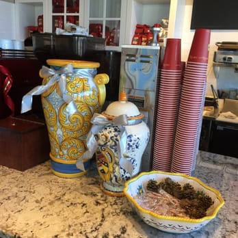 Artigiano - Main St - Coffee & Tea Near Me - Vancouver, British Columbia