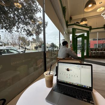 Binge Coffee House - banana coffee - Vietnamese Near Me - Berkeley, California Binge Coffee House - banana coffee - Vietnamese Near Me - Berkeley, California