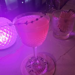 This drink was 17 miniature cups.. and don't forget  they will unchanged a service charge for one person..