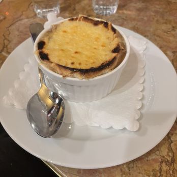 Hotel Orphée - French onion soup - Hotels Near Me - Regensburg, BY
