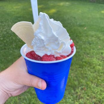 Hovermale's Tastes Best - Upside down banana split - Ice Cream & Frozen Yogurt Near Me - Fort Washington, Maryland Hovermale's Tastes Best - Upside down banana split - Ice Cream & Frozen Yogurt Near Me - Fort Washington, Maryland