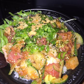 PokiNometry - Large: Half Salad & Half White Rice - Japanese Near Me - Anaheim, California