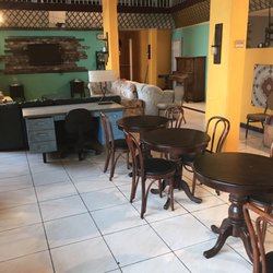 Hostel California