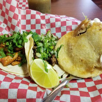 Taqueria Corona - 2 tacos and a gordita - Mexican Near Me - Aurora, Colorado