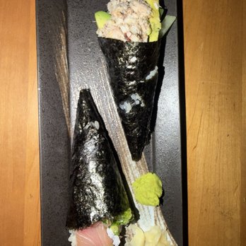 Sono Sushi - Real Cali Roll [Blue Crab] and Yellowtail Roll [Negihama Maki] hand rolls - Japanese Near Me - Raleigh, North Carolina