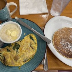 Bernie's City Diner - Turkey, mushroom & cheese omelette & pancake