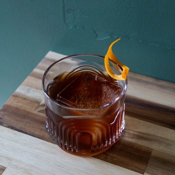 Rosette - Squash Boulevardier - Wine Bars Near Me - Seattle, Washington