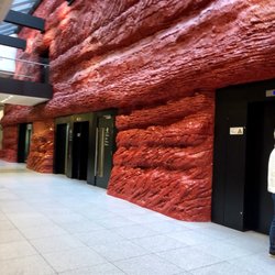 Cliniques de l'Europe - Ste-Elisabeth - Mur euh...rouge